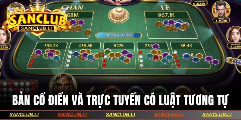 Bản truyền thống và trực tuyến có luật chơi tương tự